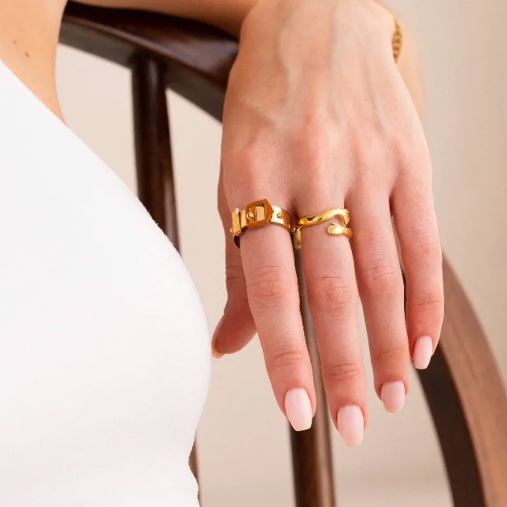 Waterproof gold plated buckle ring - Picture 4 of 4